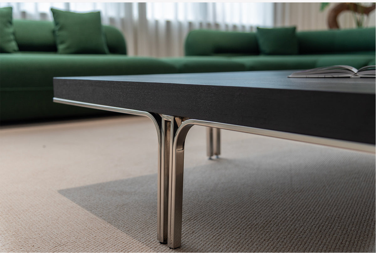 One silhouette. Your dimensions, comfort and finish.