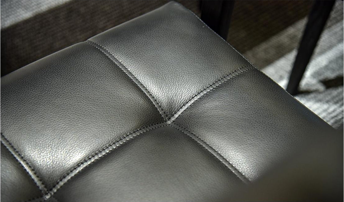One silhouette. Your dimensions, comfort and finish.