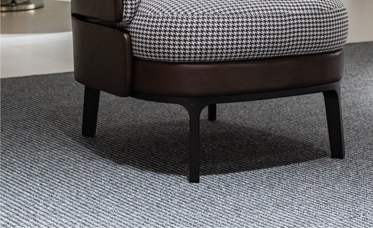 One silhouette. Your dimensions, comfort and finish.