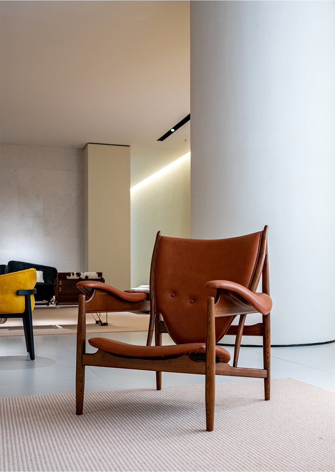 A00391 A00391 Lounge Chair — view 02