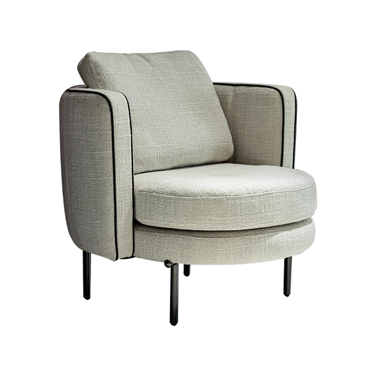One silhouette. Your dimensions, comfort and finish.