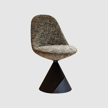 A00444 A00444 Lounge Chair — view 01