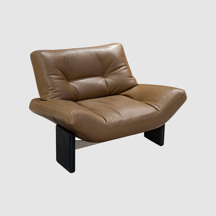 A00445 A00445 Lounge Chair — view 01