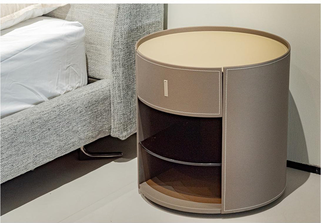 One silhouette. Your dimensions, comfort and finish.