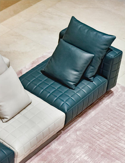A00322 A00322 Sofa — view 02