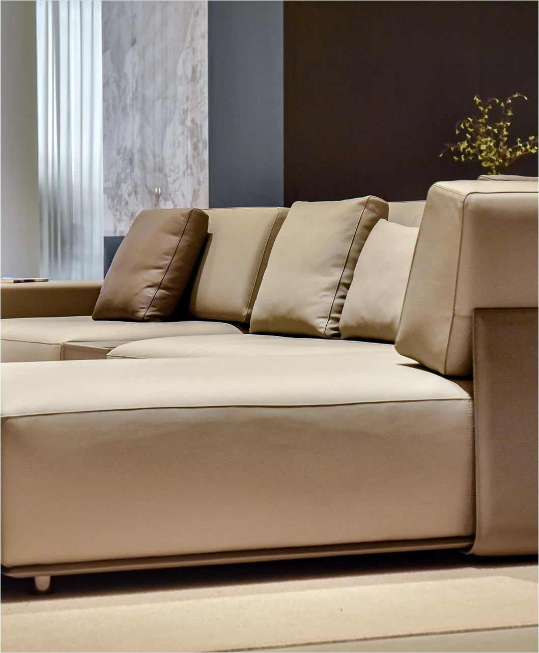 A00324 Sofa in a finished interior.