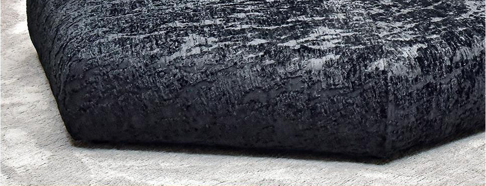 One silhouette. Your dimensions, comfort and finish.