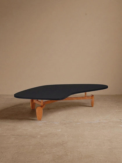 Briar Grove Coffee Table — interior view 09