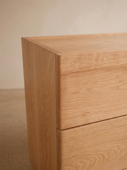 Dover Grove Dresser — interior view 09