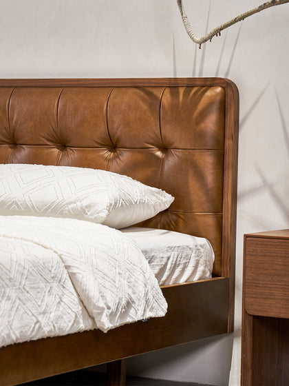 A00040 A00040 Bed — view 08