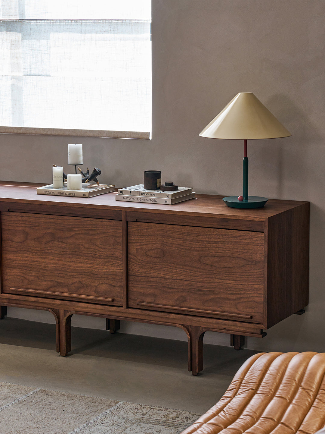 One silhouette. Your dimensions, comfort and finish.