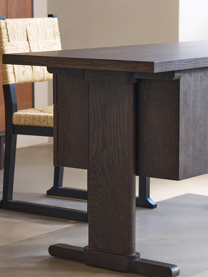 A00016 A00016 Desk — view 06