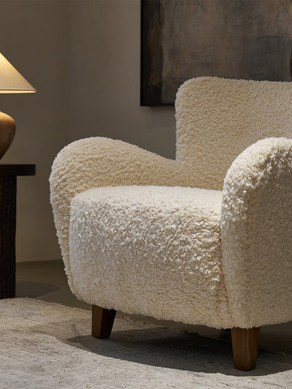 A00015 A00015 Lounge Chair — view 04