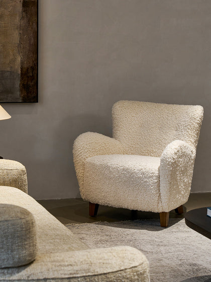 A00015 A00015 Lounge Chair — view 09