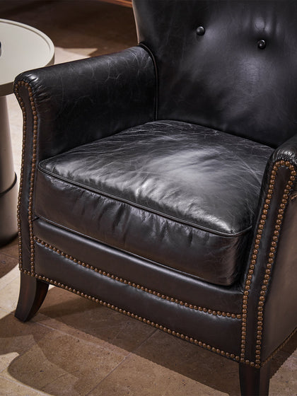 A00028 A00028 Lounge Chair — view 04