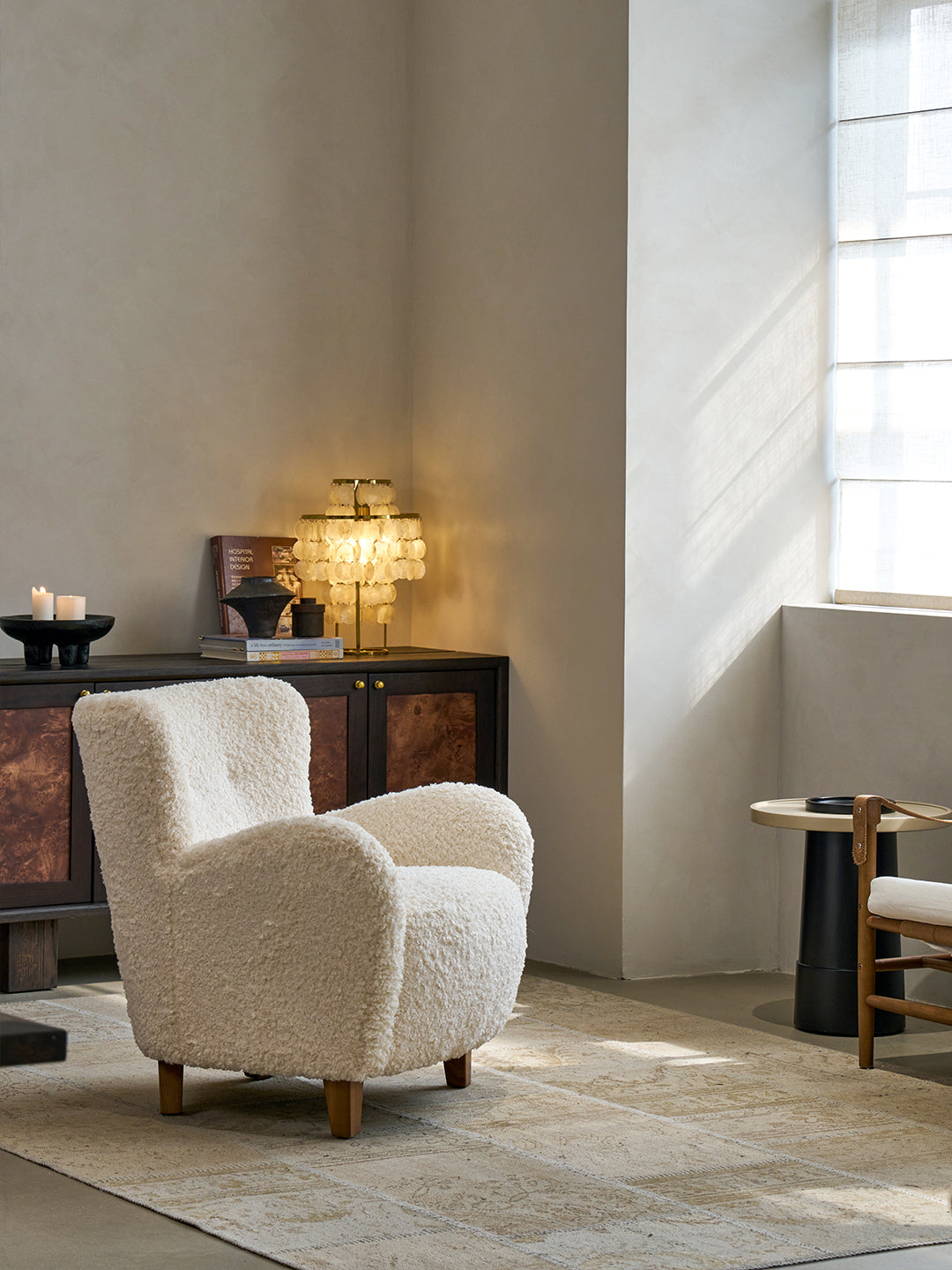 One silhouette. Your dimensions, comfort and finish.