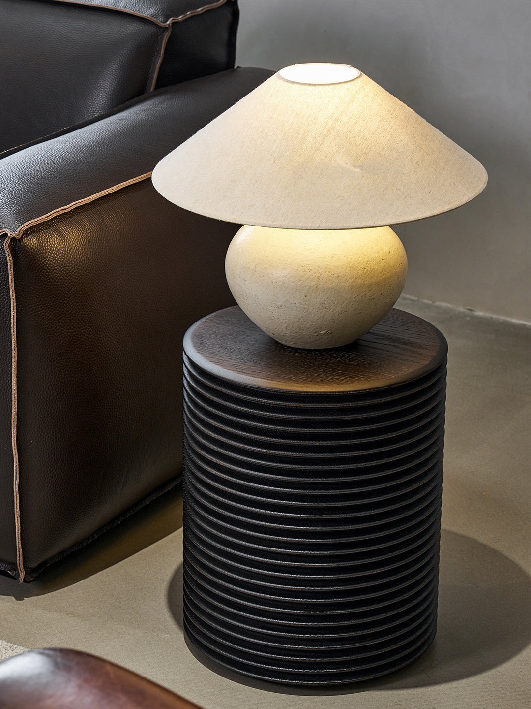 One silhouette. Your dimensions, comfort and finish.