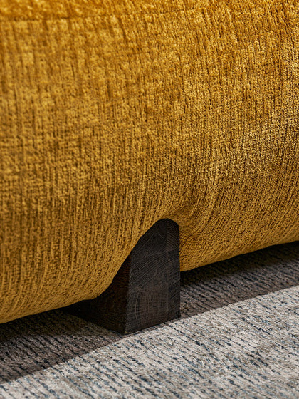 A00045 A00045 Sofa — view 03
