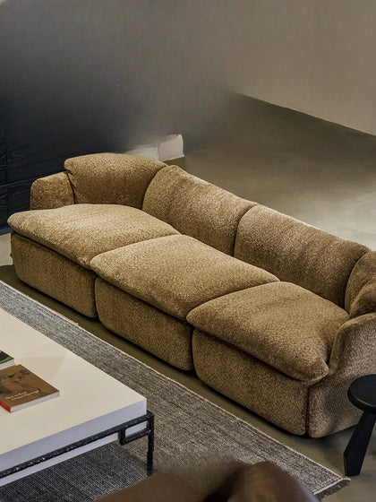 A00047 A00047 Sofa — view 02