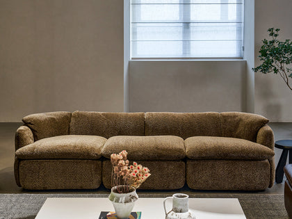 A00047 A00047 Sofa — view 04