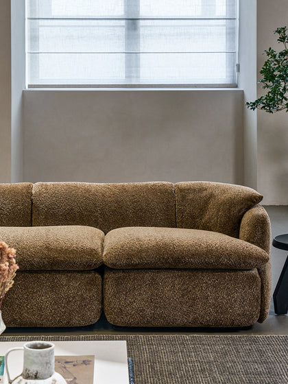 A00047 A00047 Sofa — view 06
