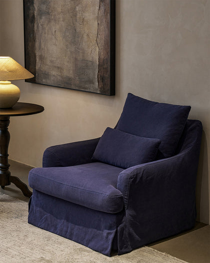 A00051 A00051 Sofa — view 07