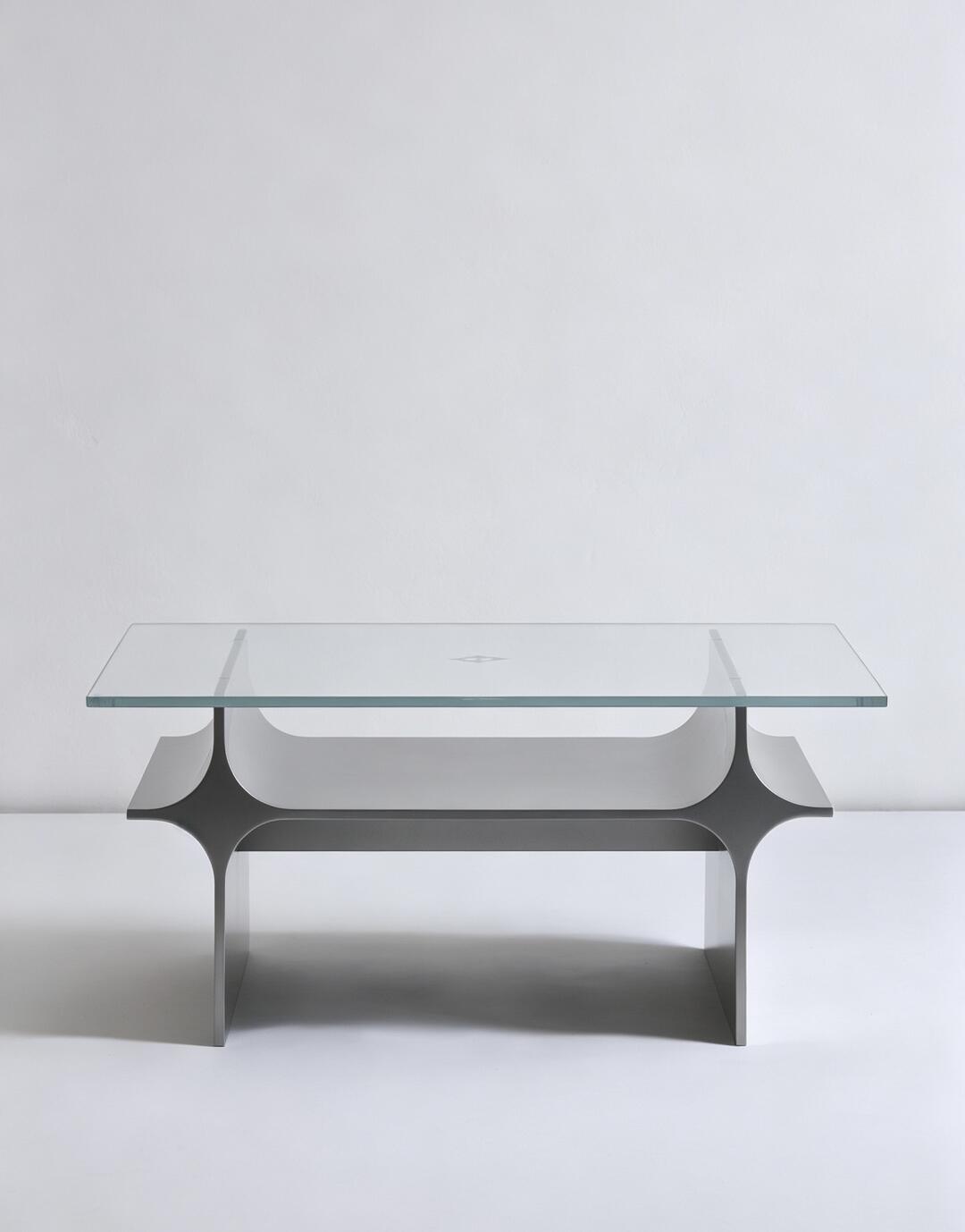 One silhouette. Your dimensions, comfort and finish.