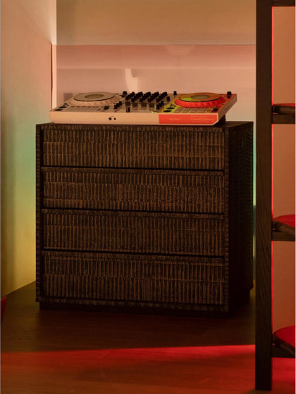 Calder Haven Dresser — interior view 09