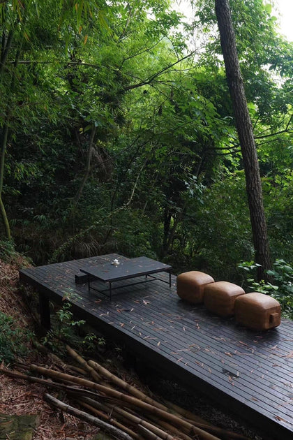 Fawn Haven Stool — interior view 10