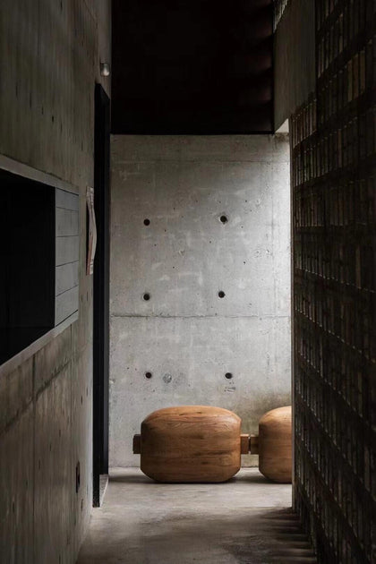 Fawn Haven Stool — interior view 11