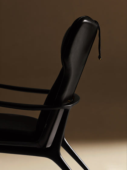 Selene Haven Lounge Chair — interior view 06