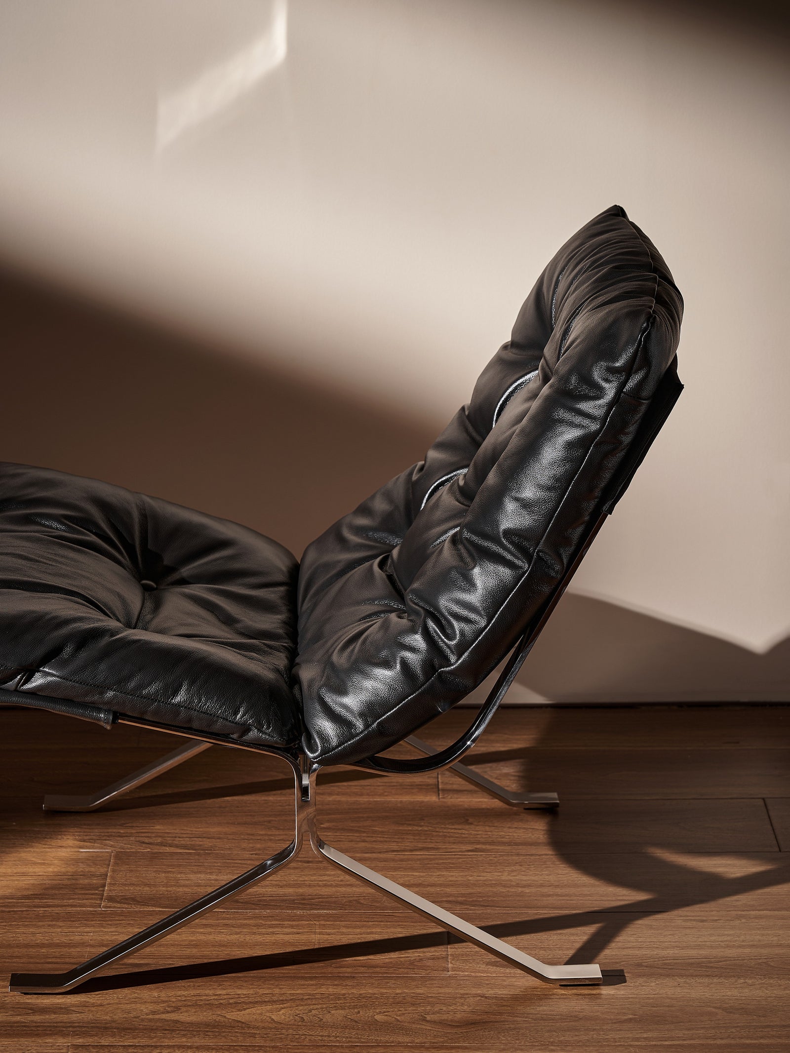 One silhouette. Your dimensions, comfort and finish.