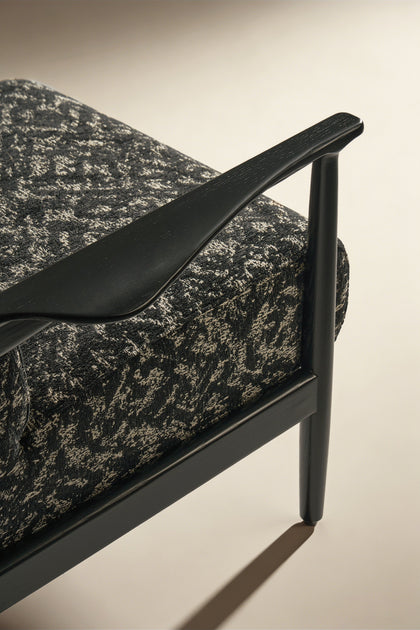 Sylvan Haven Lounge Chair — interior view 06