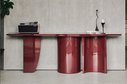 A00017 A00017 Console Table — view 02