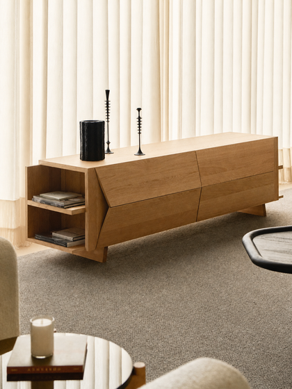 A00007 A00007 Sideboard — view 02