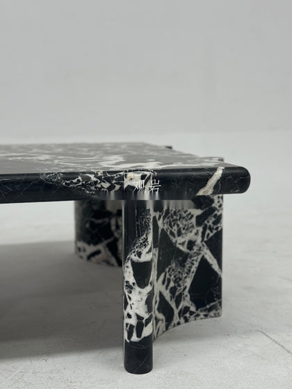Iris House Decorative Object — interior view 06