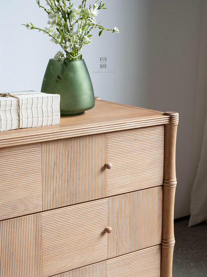 Flora Lane Cabinet — interior view 09