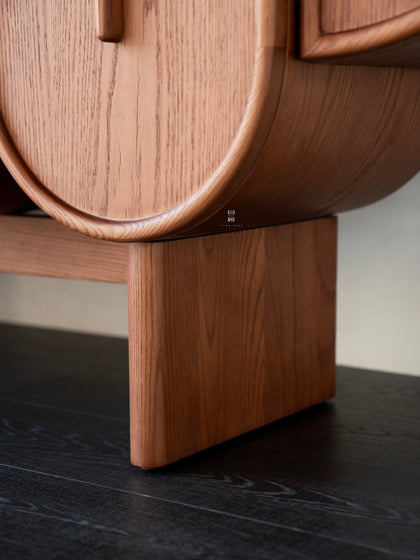 Iris Lane Cabinet — interior view 10