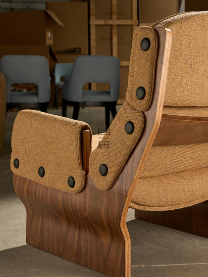Alba Meadow Decorative Object — interior view 06