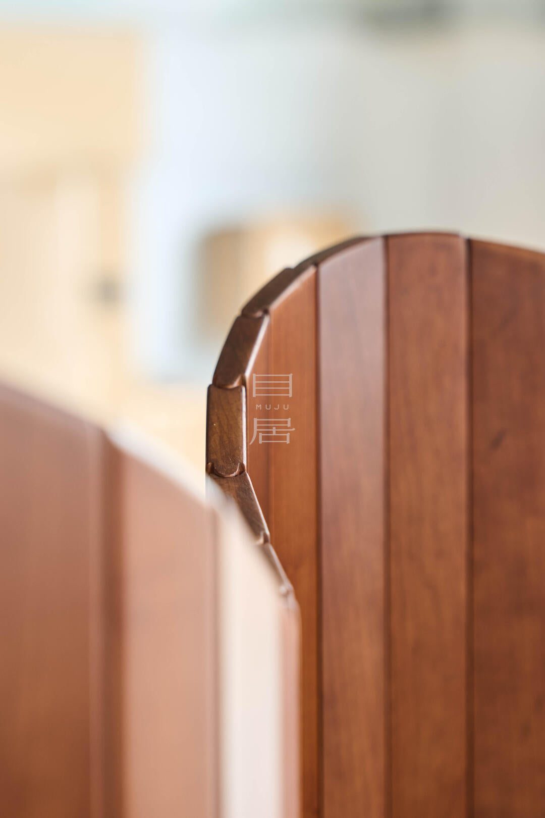 One silhouette. Your dimensions, comfort and finish.