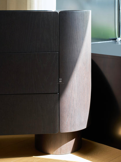 Flora Meadow Dresser — interior view 08