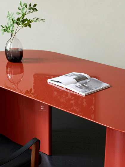 Glen Meadow Desk — interior view 09