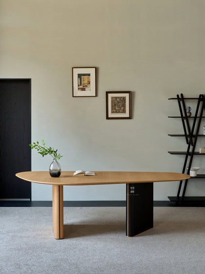 Halo Meadow Desk — interior view 08