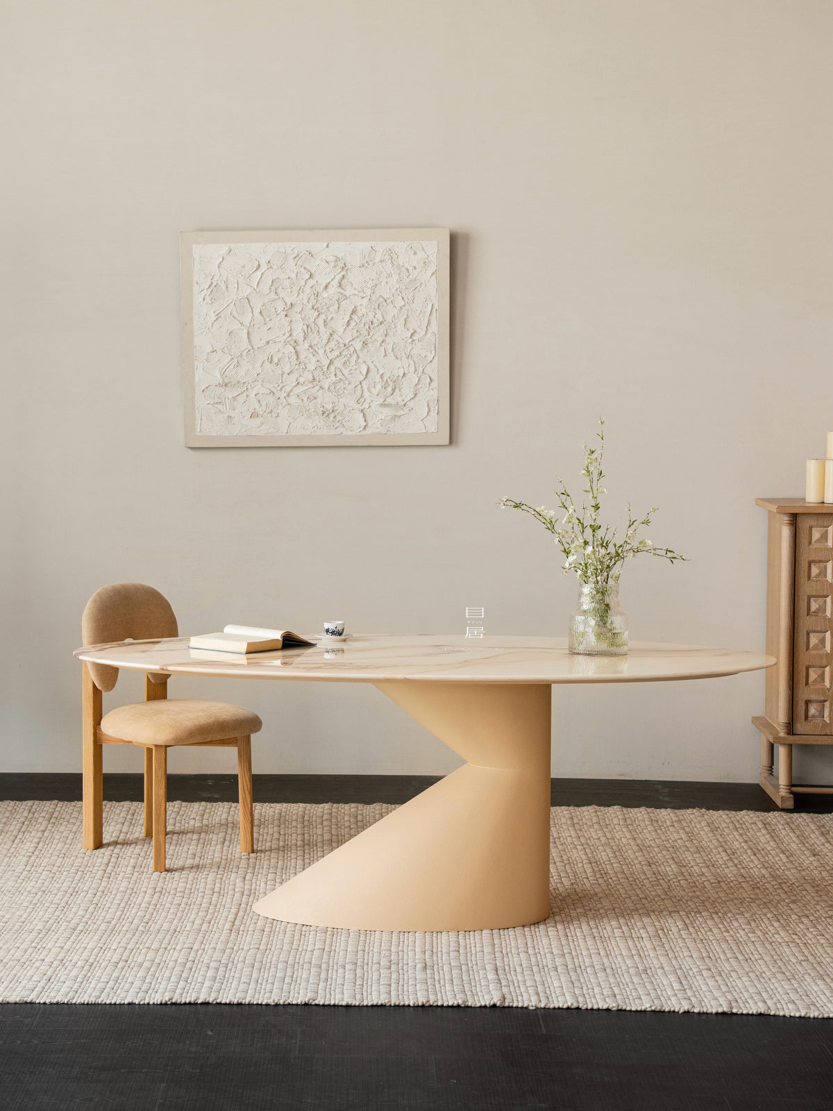 One silhouette. Your dimensions, comfort and finish.