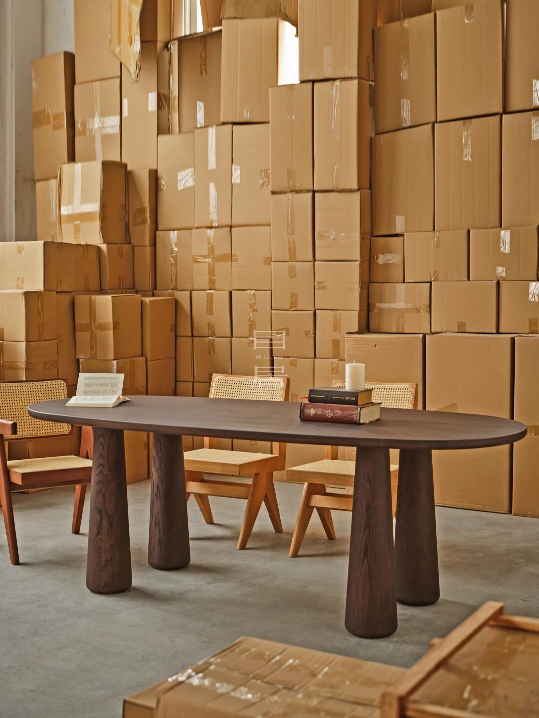 One silhouette. Your dimensions, comfort and finish.