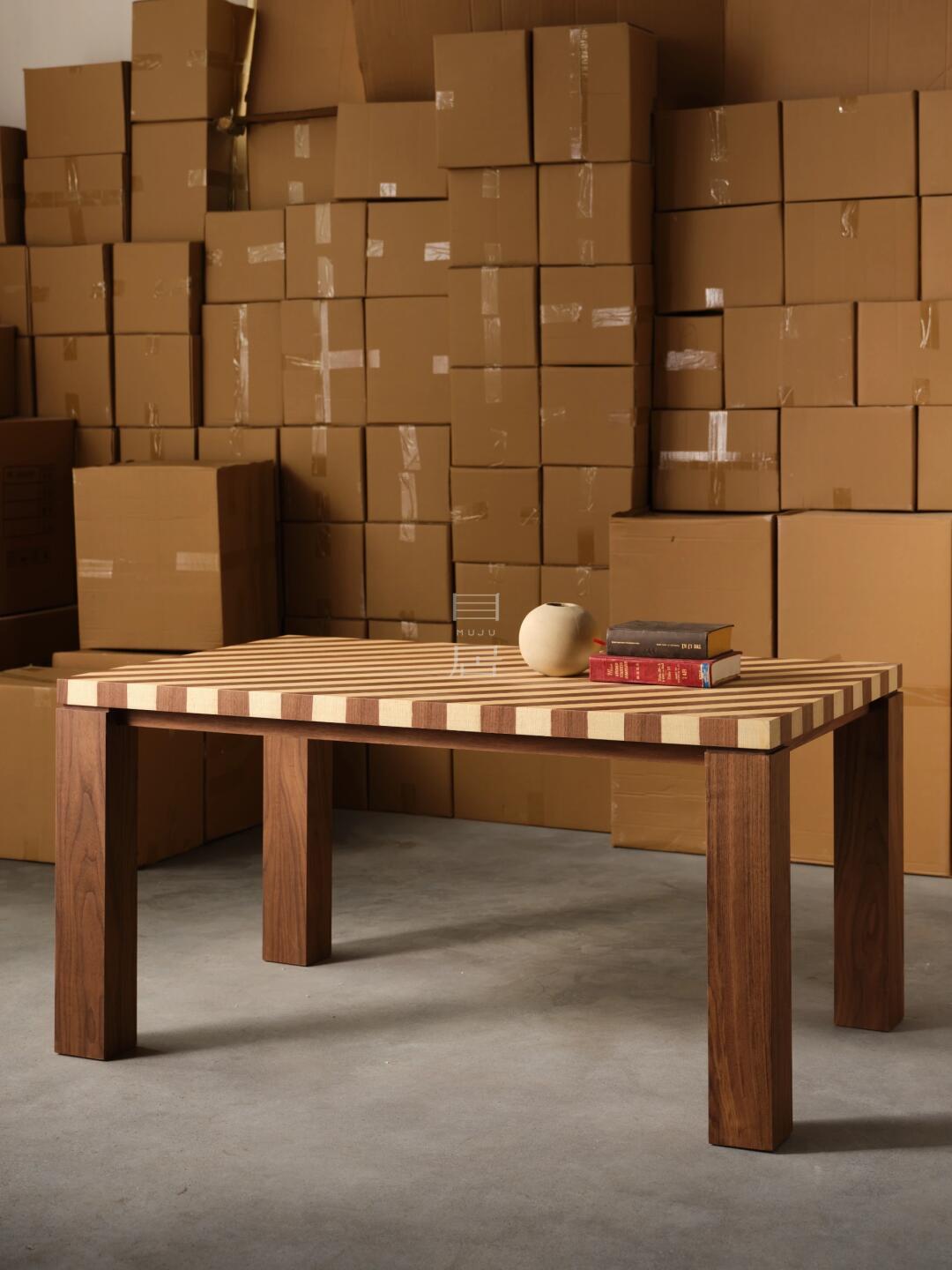 One silhouette. Your dimensions, comfort and finish.