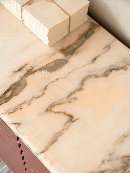Fawn Mist Sideboard — interior view 07
