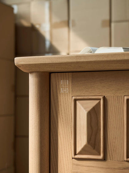 Glen Mist Sideboard — interior view 09