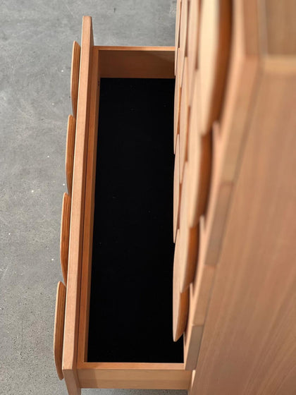 Iris Mist Sideboard — interior view 08