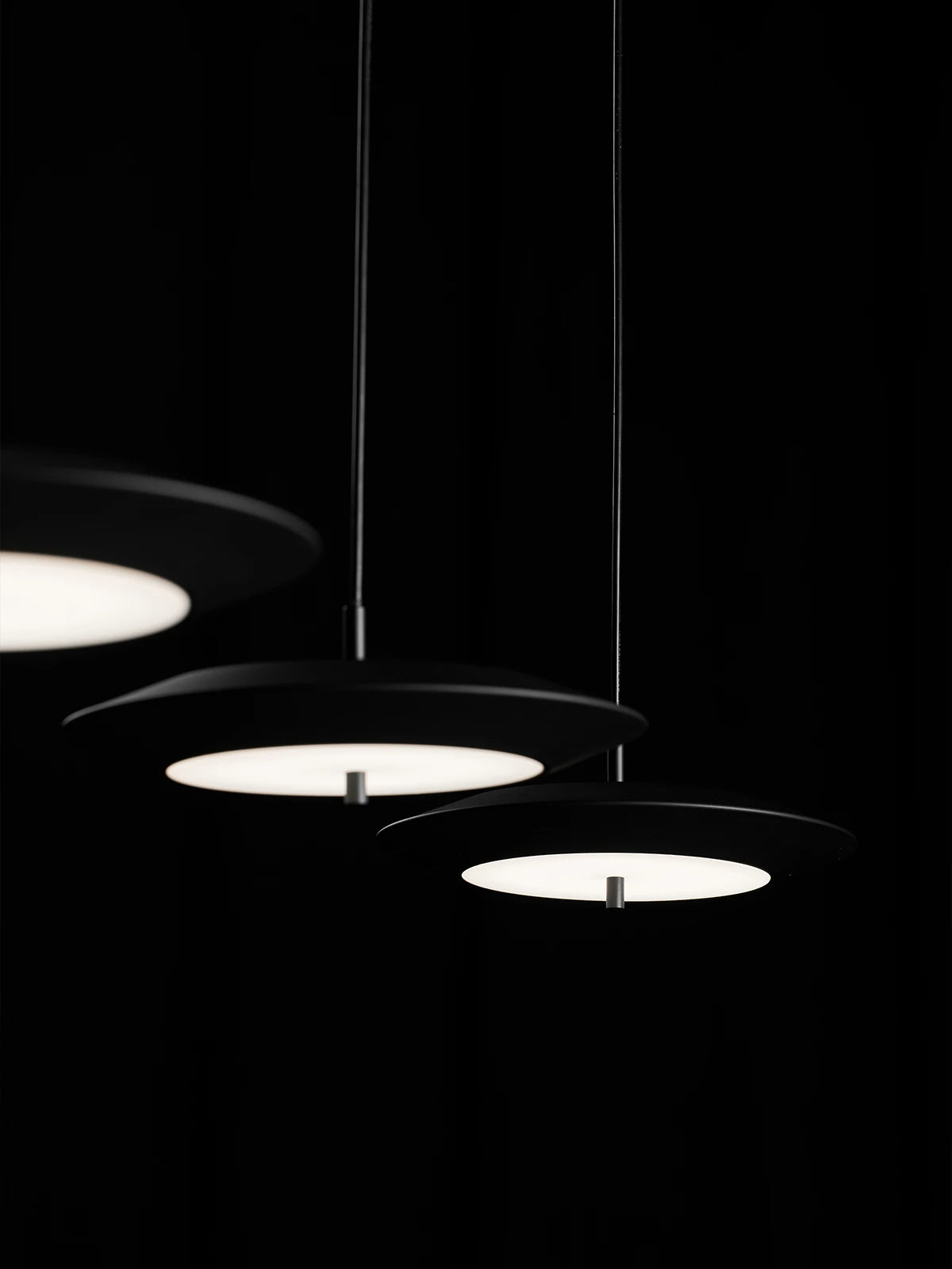 Luna Reef Lighting in a finished interior.